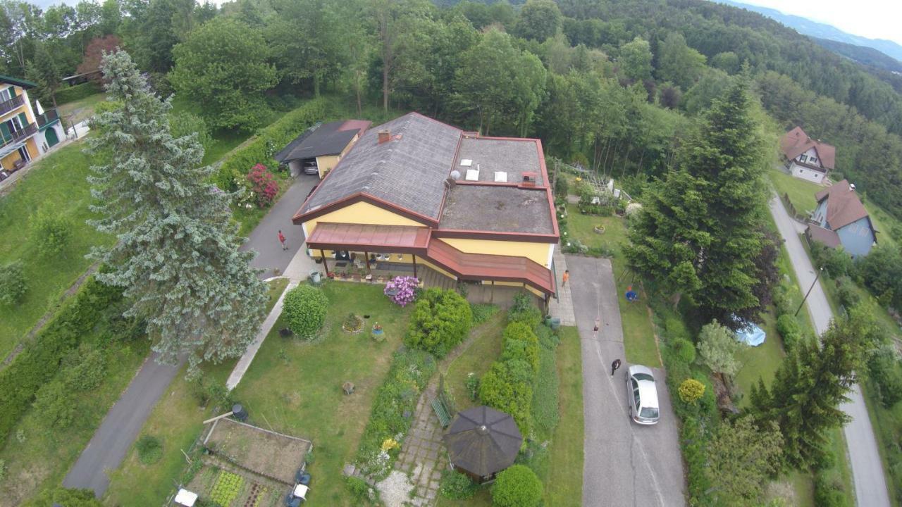 Appartamento Haus Renarth - Michaela Pro Kitzeck im Sausal Esterno foto
